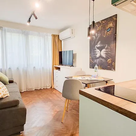 Apartament The Lion's - домът на лъва Warna