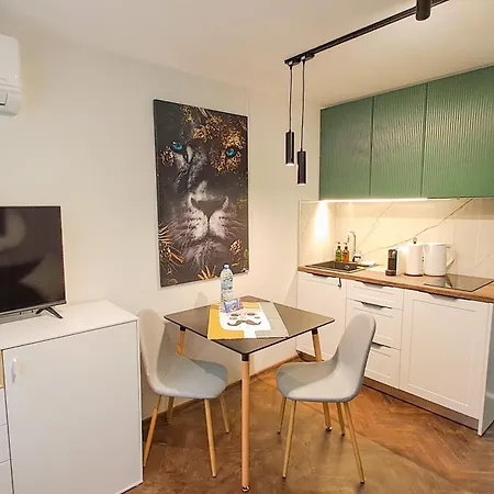 The Lion's - домът на лъва * فارنا