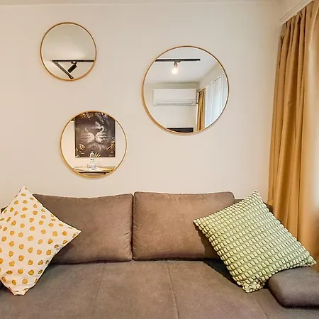 The Lion's - домът на лъва Lägenhet